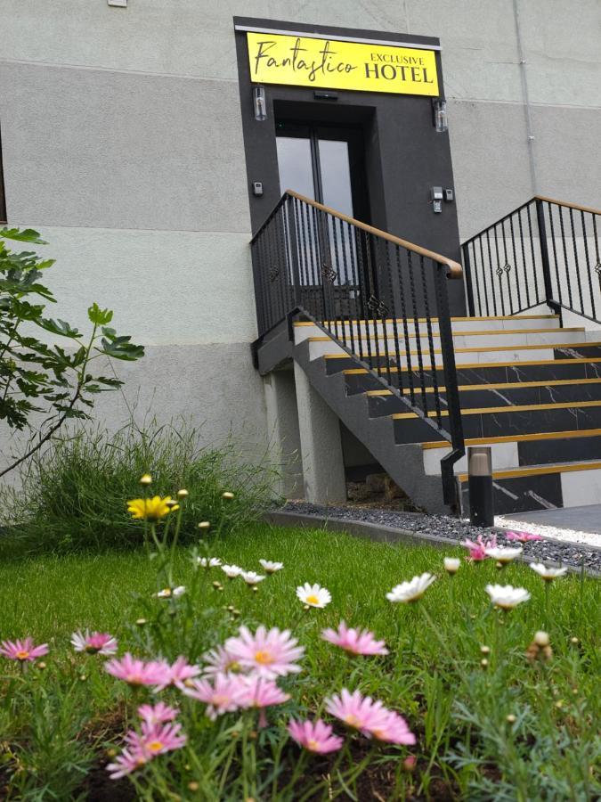 Fantastico Exlcusive Hotel Senta Exterior foto