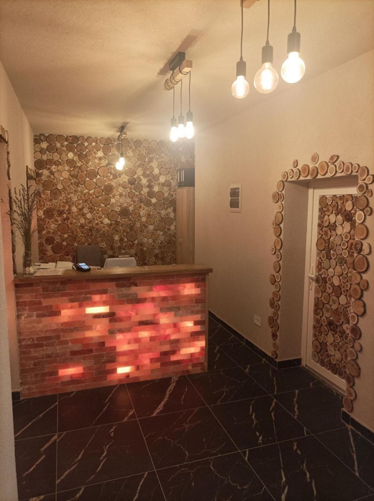 Fantastico Exlcusive Hotel Senta Exterior foto